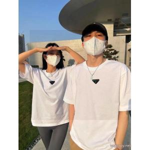 着心地抜群 新作数量限定セール 2026新作コレクション半袖TシャツPRADA偽物 通販 サイト