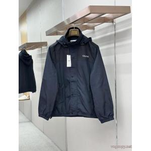 CELINE人気急上昇中 心躍る 爆発的人気再入荷コピー 商品 通販ジャケット