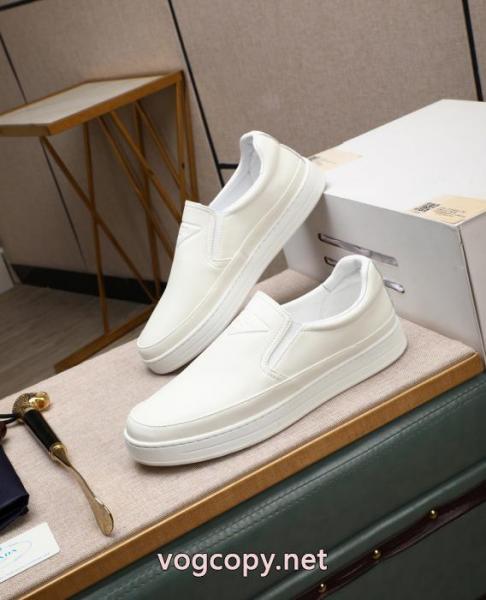 コピー ブランド 通販 安心PRADA流行の最前線 18新作ユニセックス 最新の品スニーカー. 3