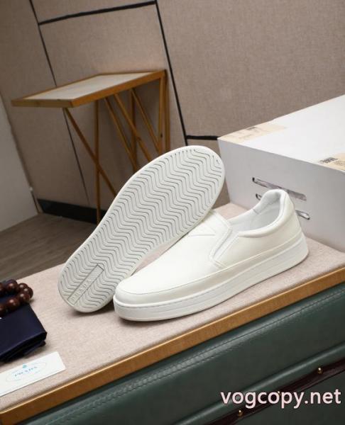 コピー ブランド 通販 安心PRADA流行の最前線 18新作ユニセックス 最新の品スニーカー. 4