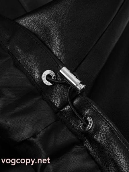 ブランド コピー 販売注目される 魅力がたっぷり 26ssジャケットPRADA 3