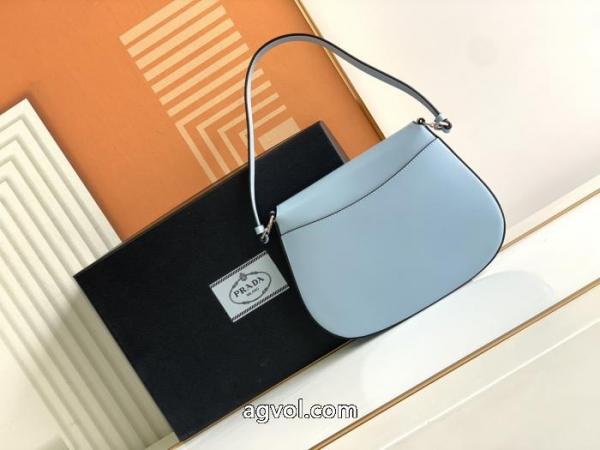 時間は有限セール 人気のファッションアイテム 通勤スタイルバッグブランド 偽物 激安 通販プラダ.. 3