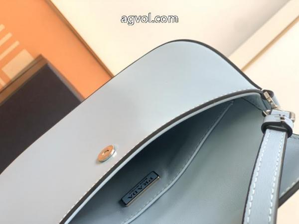 時間は有限セール 人気のファッションアイテム 通勤スタイルバッグブランド 偽物 激安 通販プラダ.. 5