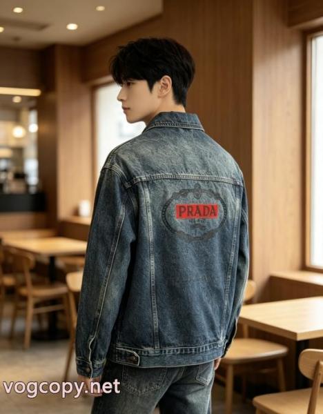 デニムコートブランド 品 コピーPRADA定番のストリートスタイル 少数入荷 早期完売 1