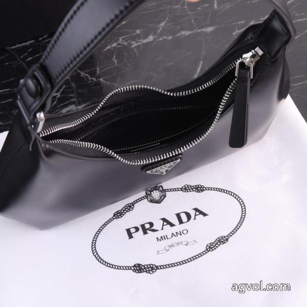 PRADAスーパー コピー 品バッグ海外直送 ストリート系 新価格で登場.. 6