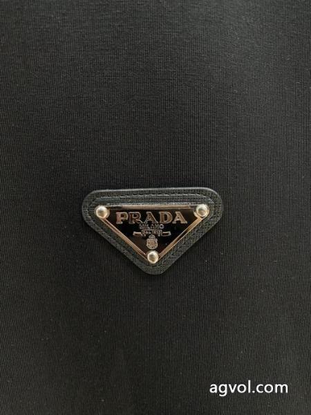 ムダな装飾を排したデザイン 人気爆だんな売れ筋! 今からの季節にピッタリ! PRADA 2026ブランドコピーシャツ.. 4