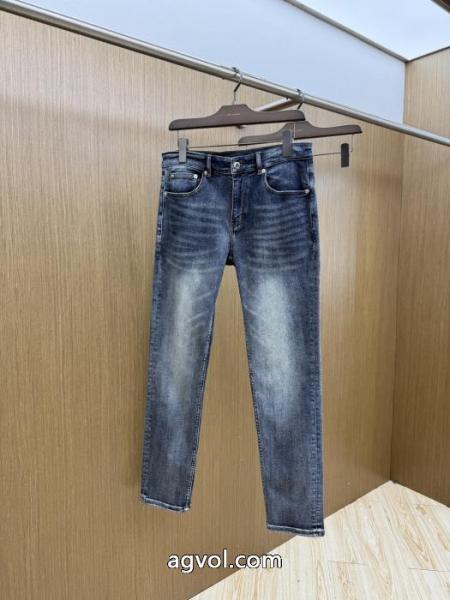 低価直輸入専門店 2026年限定新作 最安に挑戦ジーンズコピー ブランド 優良プラダ.. 2
