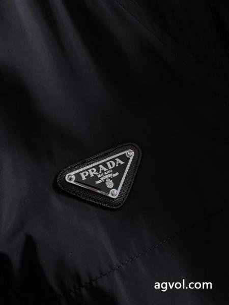 2026ブランド スーパー コピー評価の高い 大人気商品再入荷! 最安値が実現PRADAジャケット 5