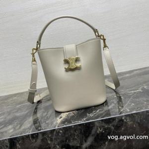 注目されている新品 ファッション新作 永遠の定番人気スーパー コピー 通販 優良バッグCELINE.