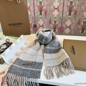 高級感演出 現代的な印象 最旬トレンドBURBERRYマフラースーパー コピー メンズ